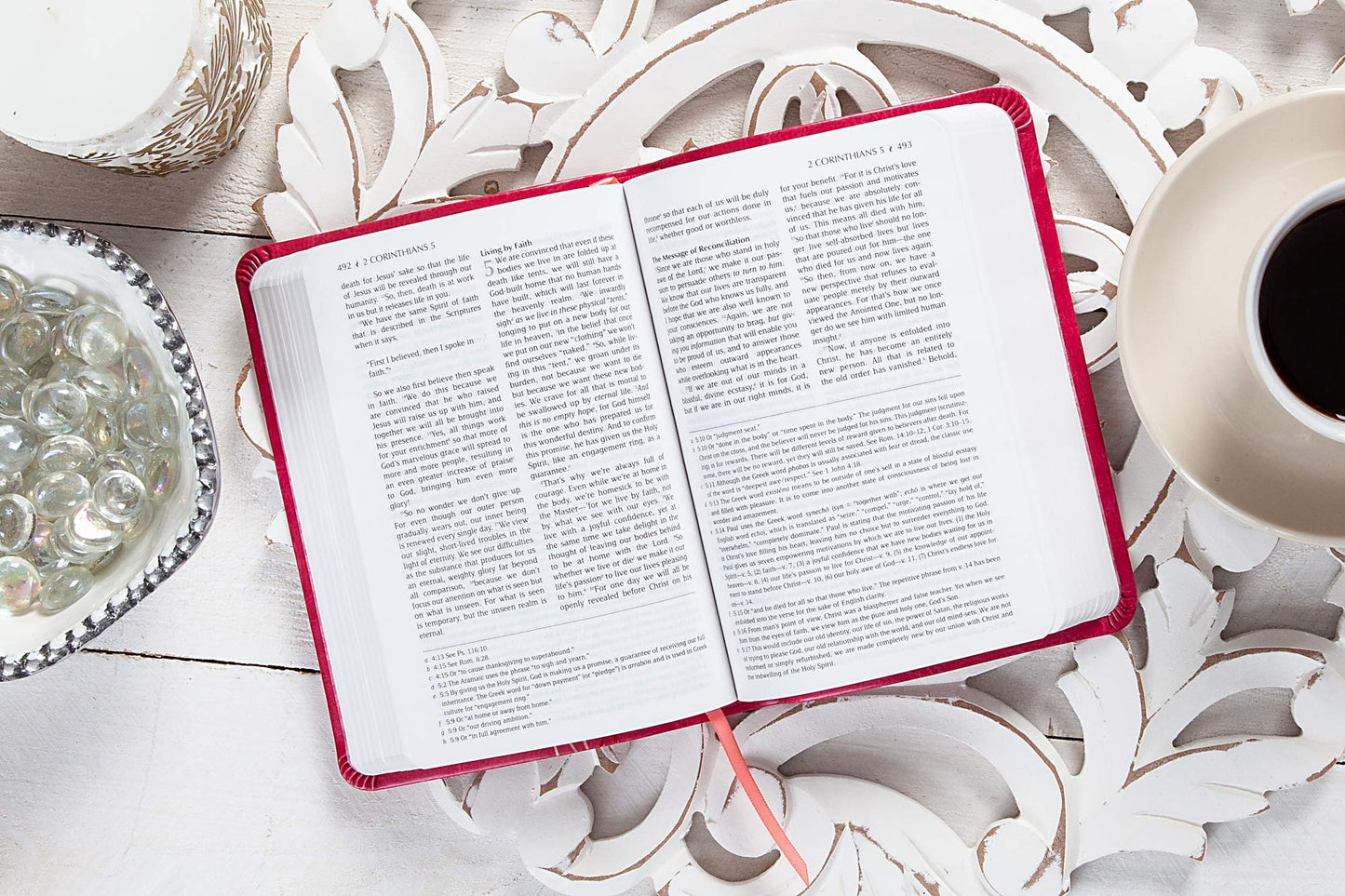 The Passion Translation Compact New Testament, Fuchsia