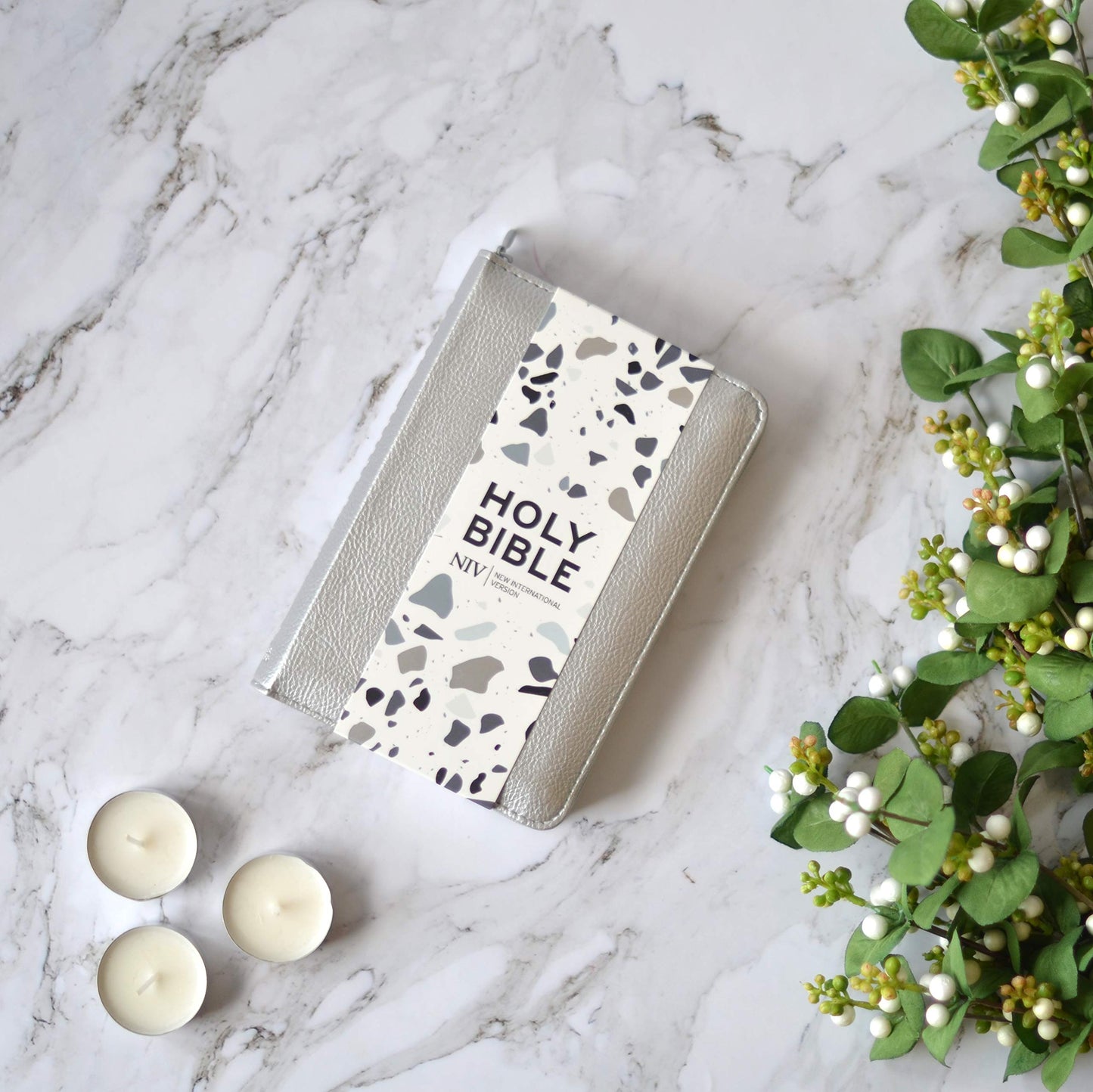 NIV Pocket Silver Soft-tone Bible with Zip