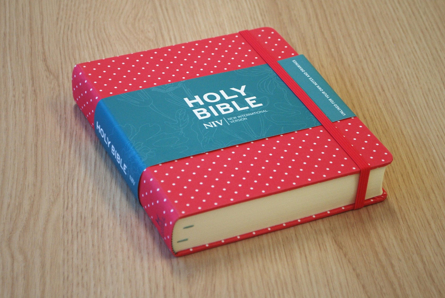 NIV Pink Polka Dot Journalling Bible with Unlined Margins